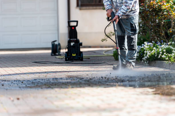 Best Pressure Washing Driveway  in Spanay, WA