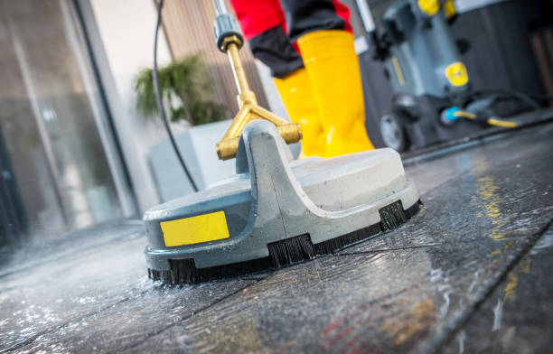 Why Choose Our Certified Pressure Washing Experts for Your Project Needs in Spanaway, WA?