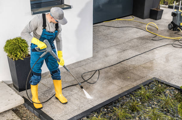 Best Deck Cleaning Services  in Spanay, WA