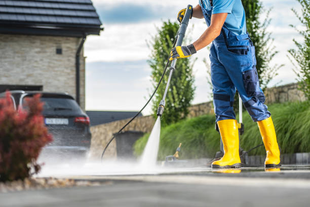 Best Deck Pressure Washing  in Spanay, WA